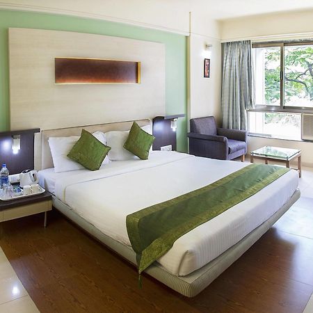 Treebo Archana Residency Hotel Thane Buitenkant foto